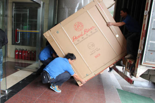 南沙钢琴贵重工艺品无忧运